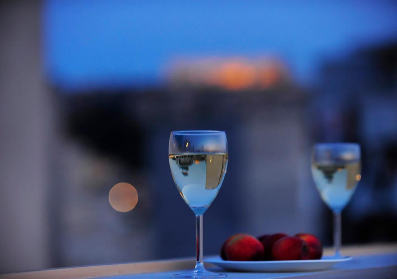 Live In Athens, Psyrri Central Apartments Номер фото