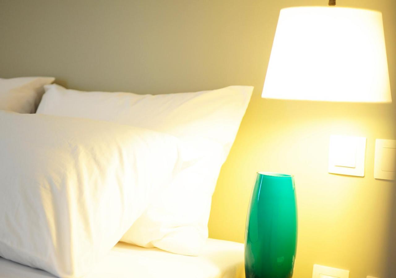 Live In Athens, Psyrri Central Apartments Номер фото