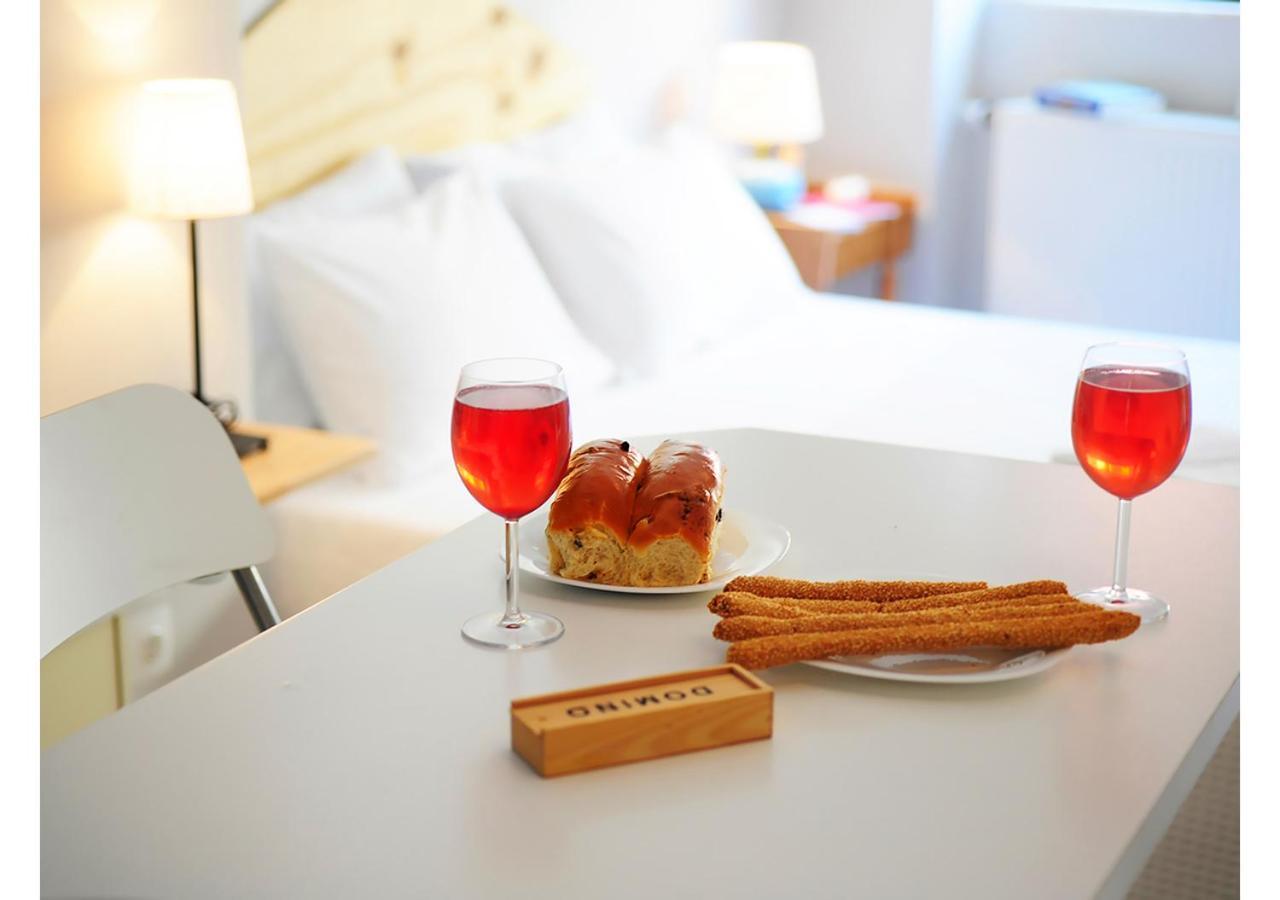 Live In Athens, Psyrri Central Apartments Номер фото
